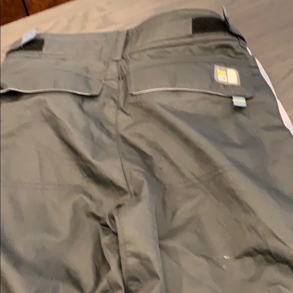 Zara girls snow pants - Picture 3 of 8